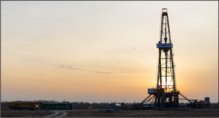 Why should you invest in this drilling rig stock: Precision Drilling Corporation (TSX:PD)?