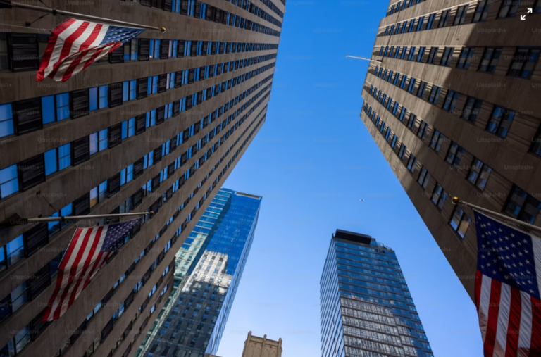 America’s Debt Problem: Can Rising Deficits Continue to Support Growth? 